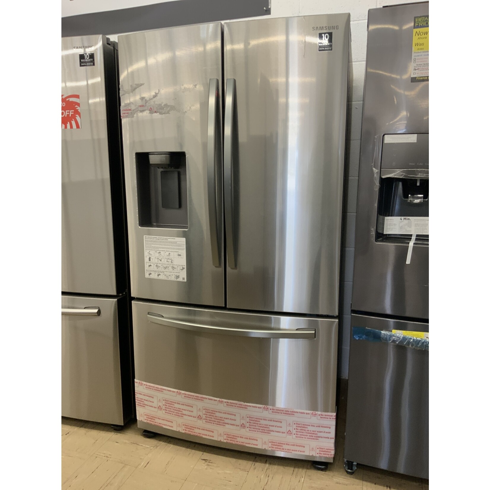 SAMSUNG RF28R6201SR  28 cu. ft. 3-Door French Door Refrigerator in Stainless Steel with CoolSelect Pantry