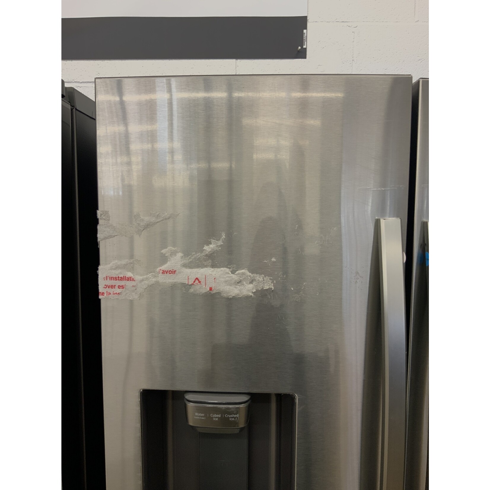 SAMSUNG RF28R6201SR  28 cu. ft. 3-Door French Door Refrigerator in Stainless Steel with CoolSelect Pantry
