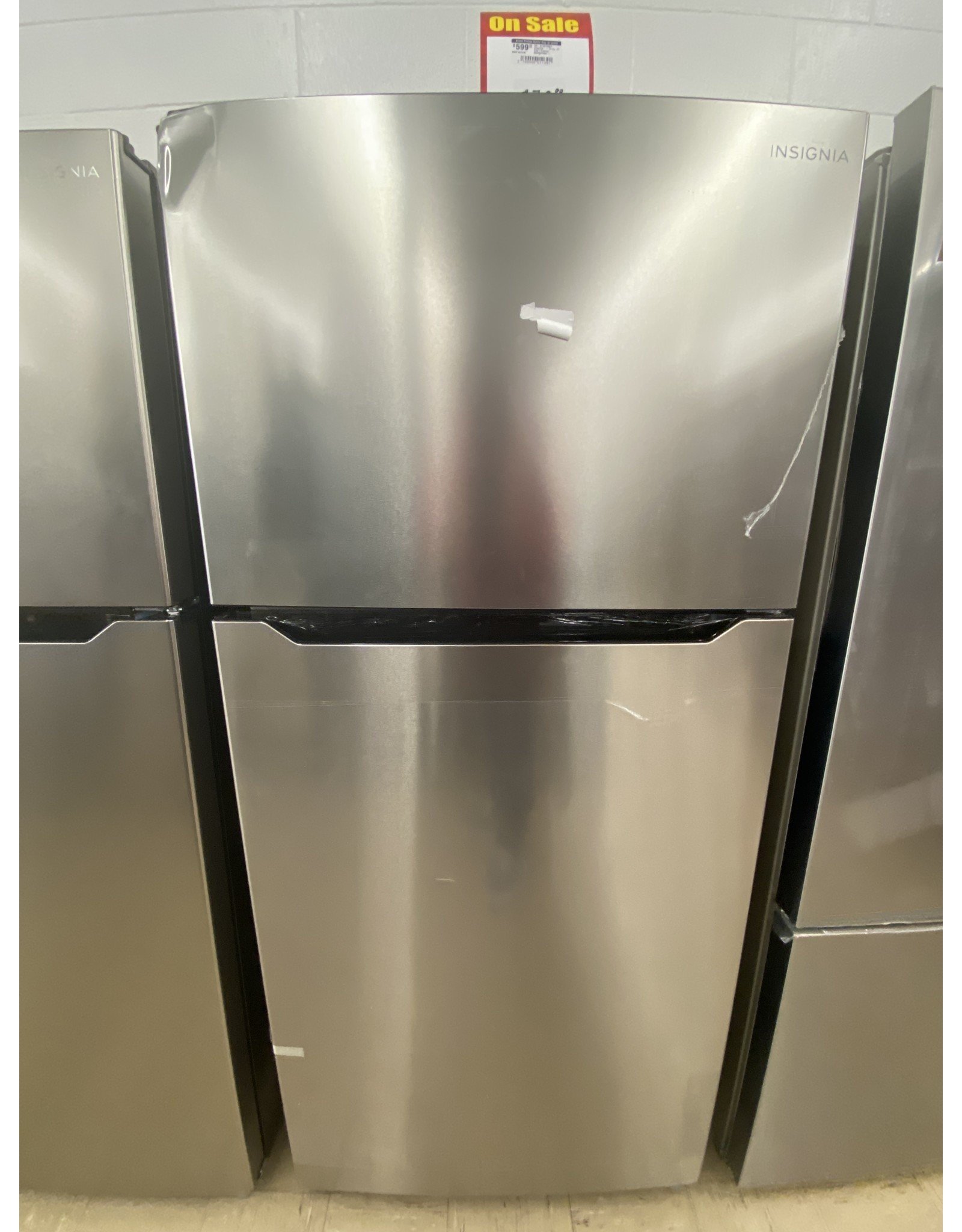 Ns Rtm18ss7 Insignia 18 Cu Ft Top Freezer Refrigerator Stainless Steel Black Friday