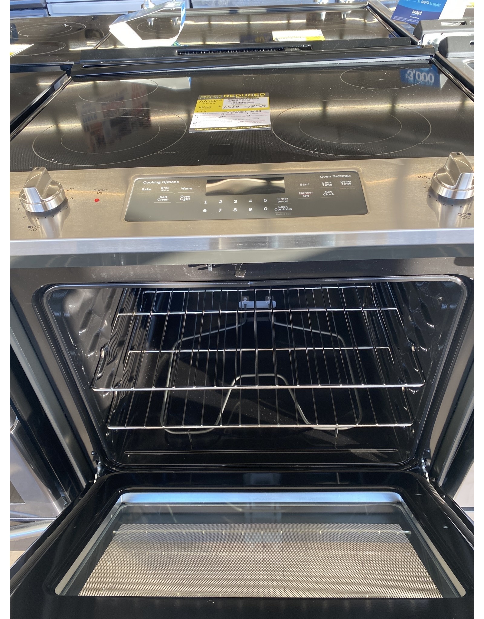 GE 30 in. 5.3 cu. ft. SlideIn Electric Range with SelfCleaning Oven