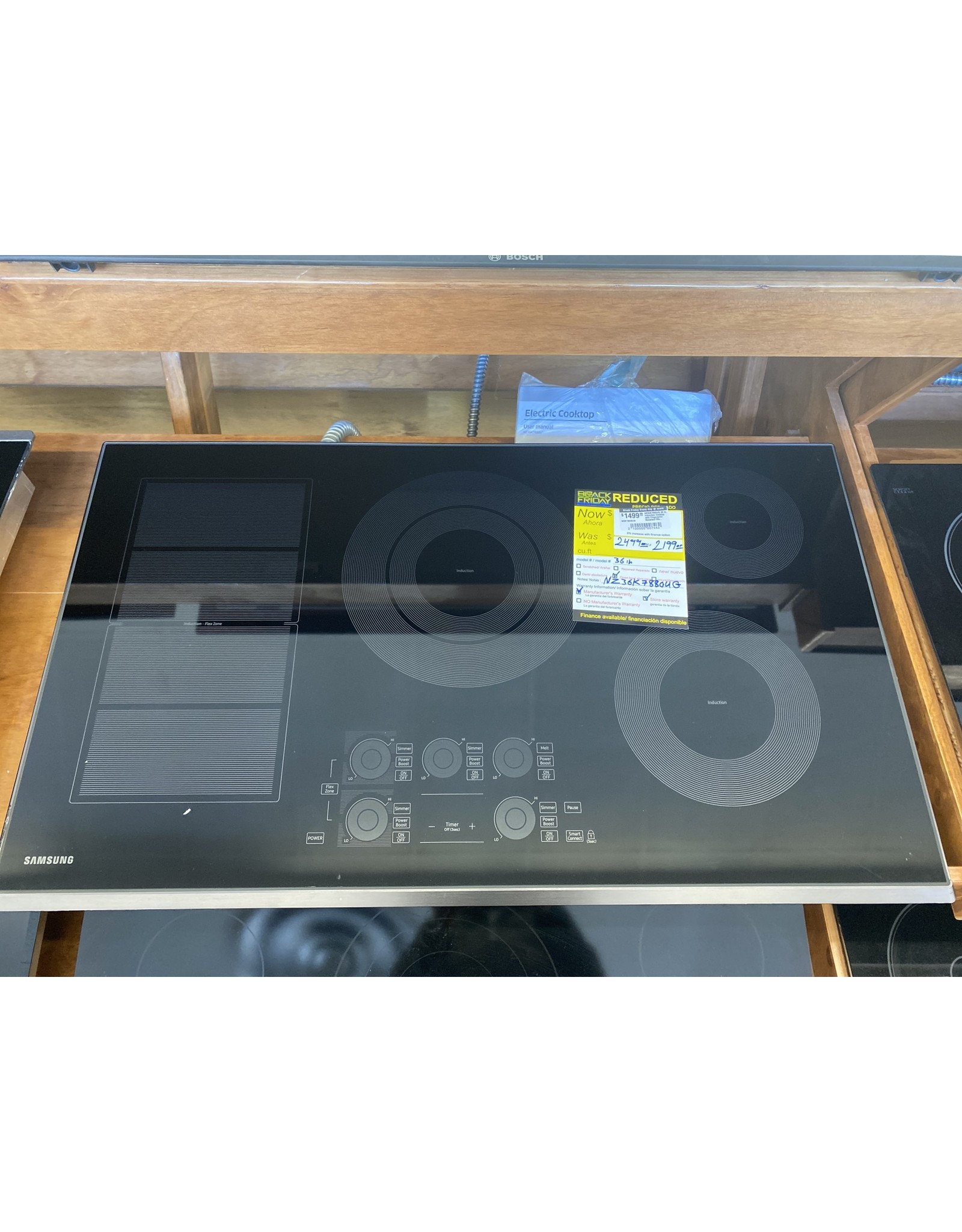 SAMSUNG NZ36K7880UG 36 in. Induction Cooktop with Fingerprint Resistant Black Stainless Trim with 5 Elements and Flex Zone Element36 in. Induction Cooktop with Fingerprint Resistant Black Stainless Trim with 5 Elements and Flex Zone Element
