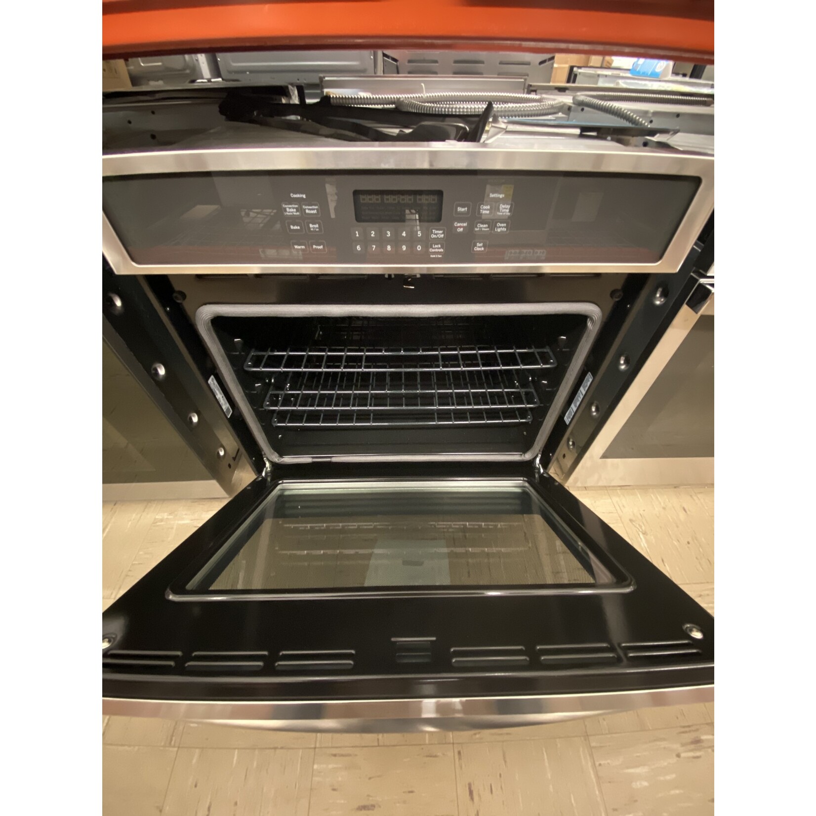 GE *JTS5000SNSS 30 in. 5.0 cu. ft. Smart Single Electric Wall Oven with Self-Cleaning Convection in Stainless Steel