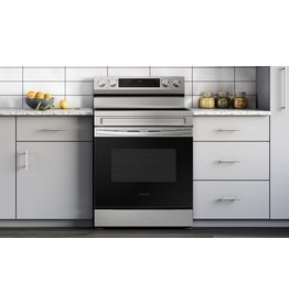 SAMSUNG NE63A6311SS 6.3 cu. ft. Smart Freestanding Electric Range with Rapid Boil™ & Self Clean in Stainless Steel