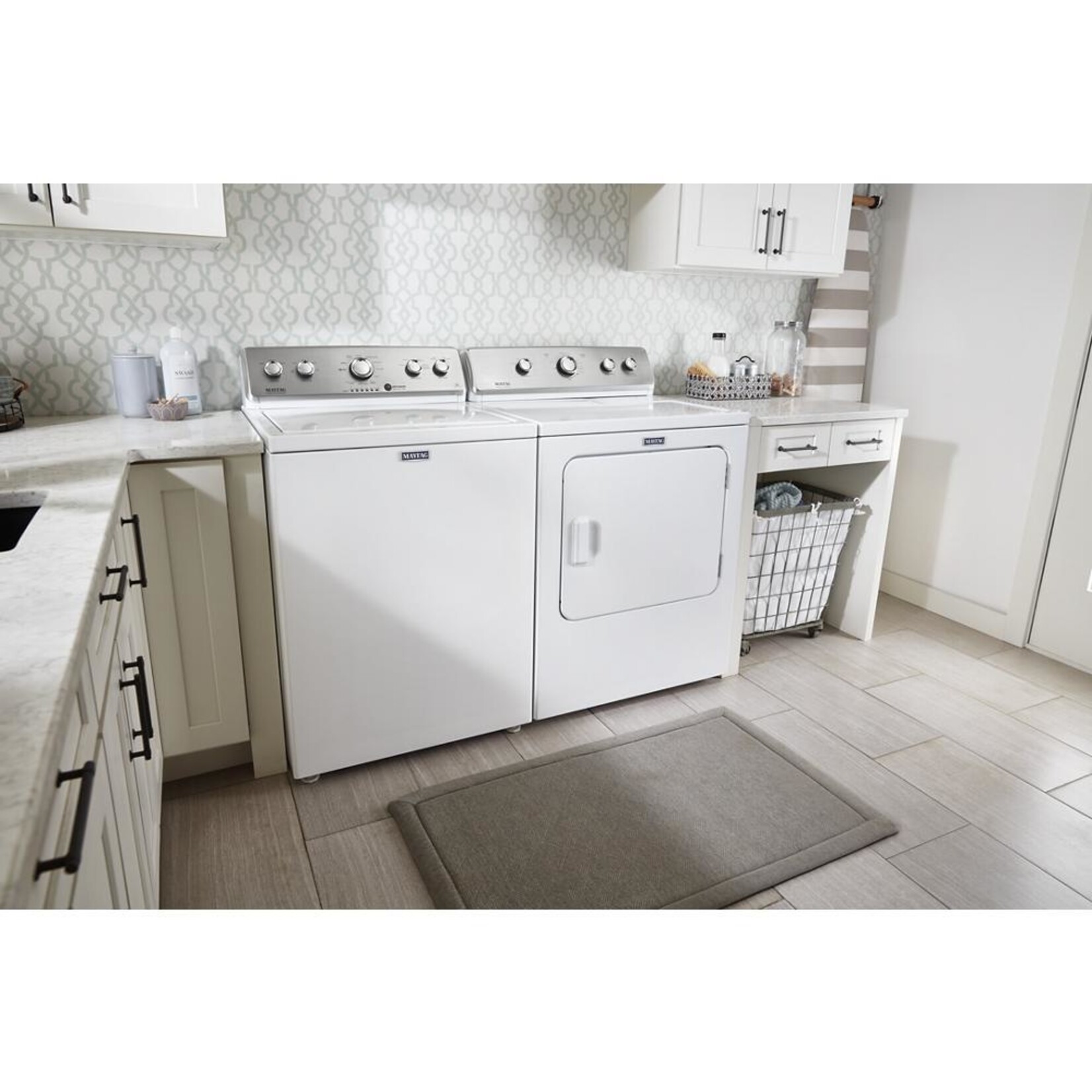 Maytag MEDC465HW 7.0 cu. ft. 240-Volt White Electric Vented Dryer with Wrinkle Control maytag used 15 days store warranty