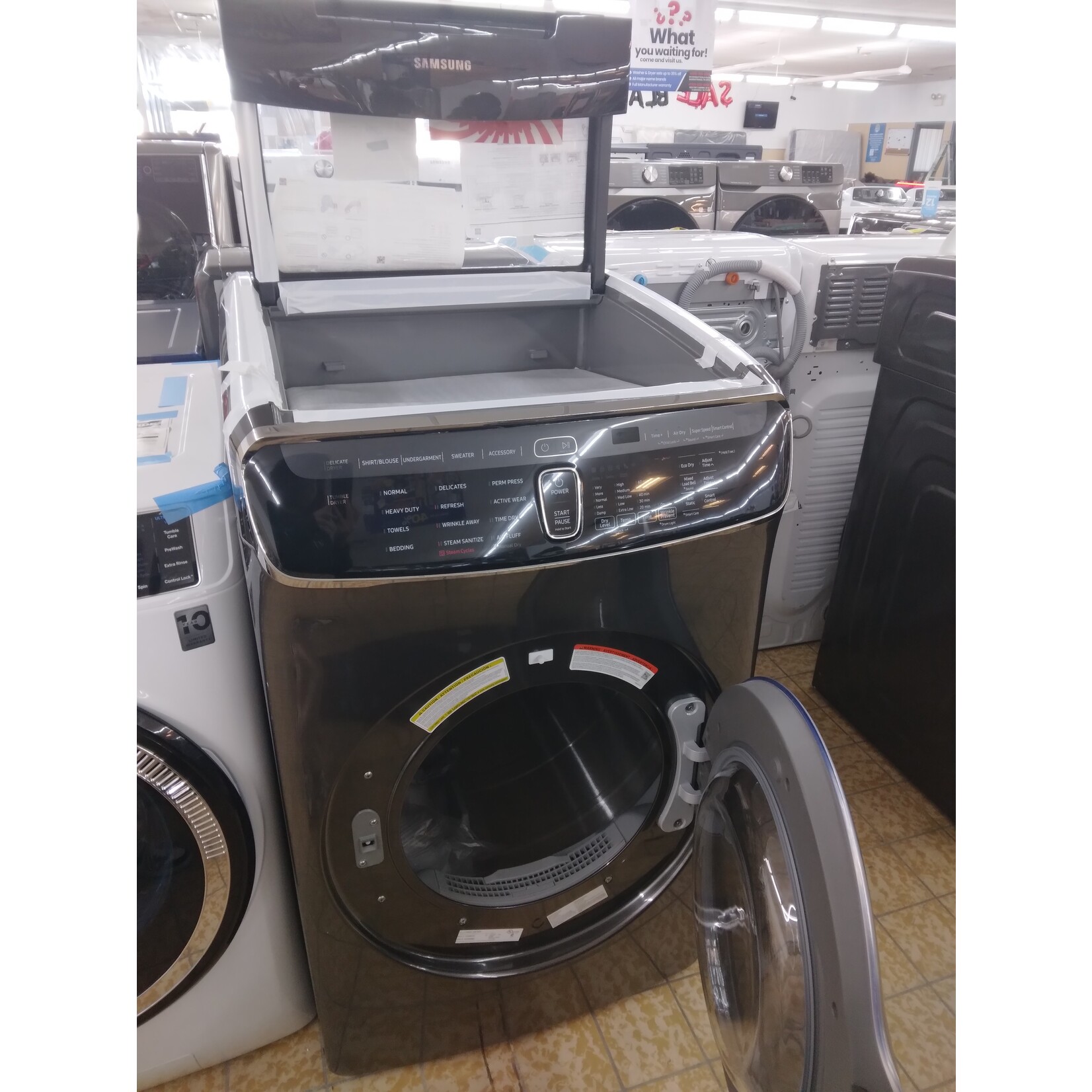 SAMSUNG *DVE60M9900V Samsung 7.5 cf electric dryer w/ Multi-Steam (Black Stainless)