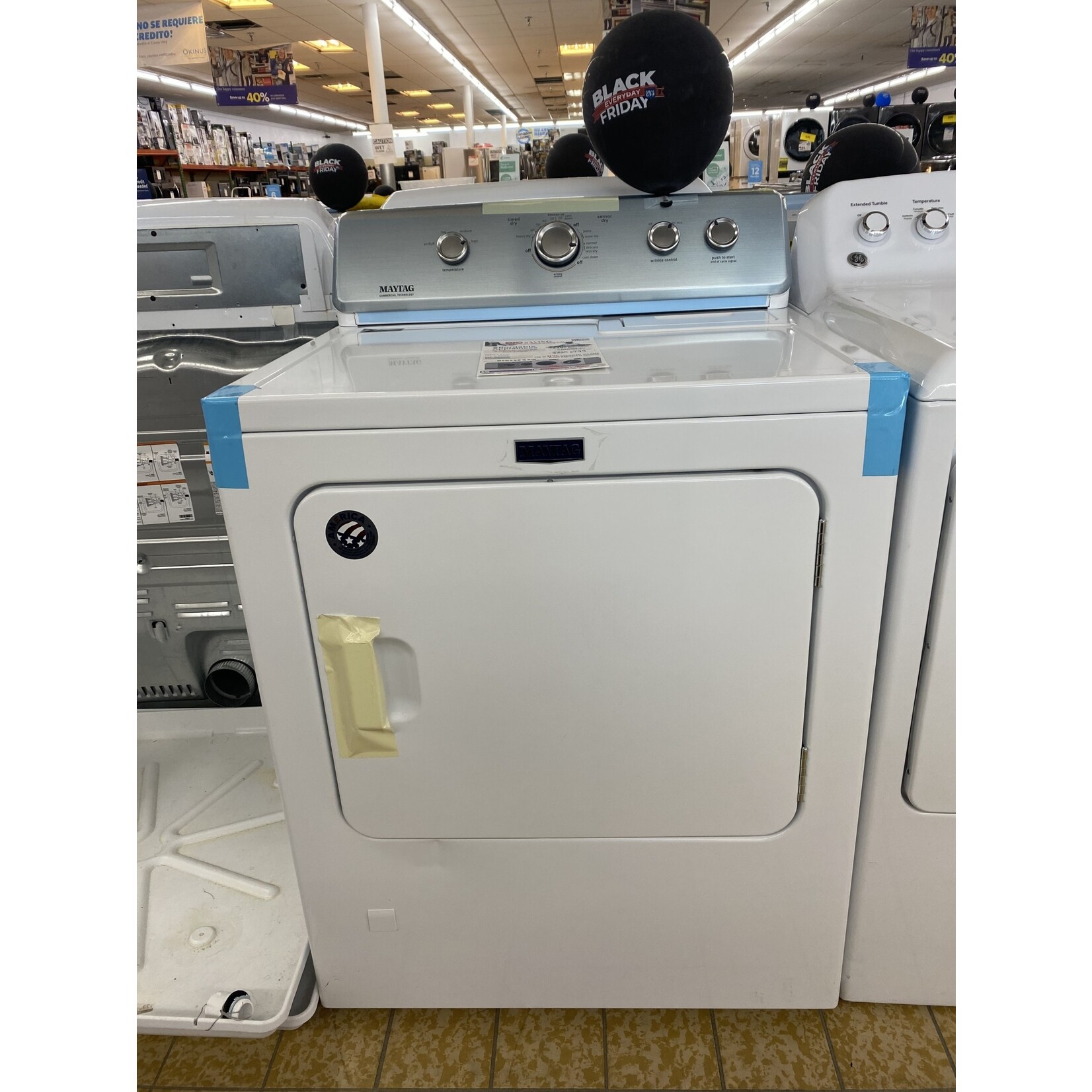 Maytag #MGDC465HW 7.0 cu. ft. 120-Volt White Gas Vented Dryer with Wrinkle Control
