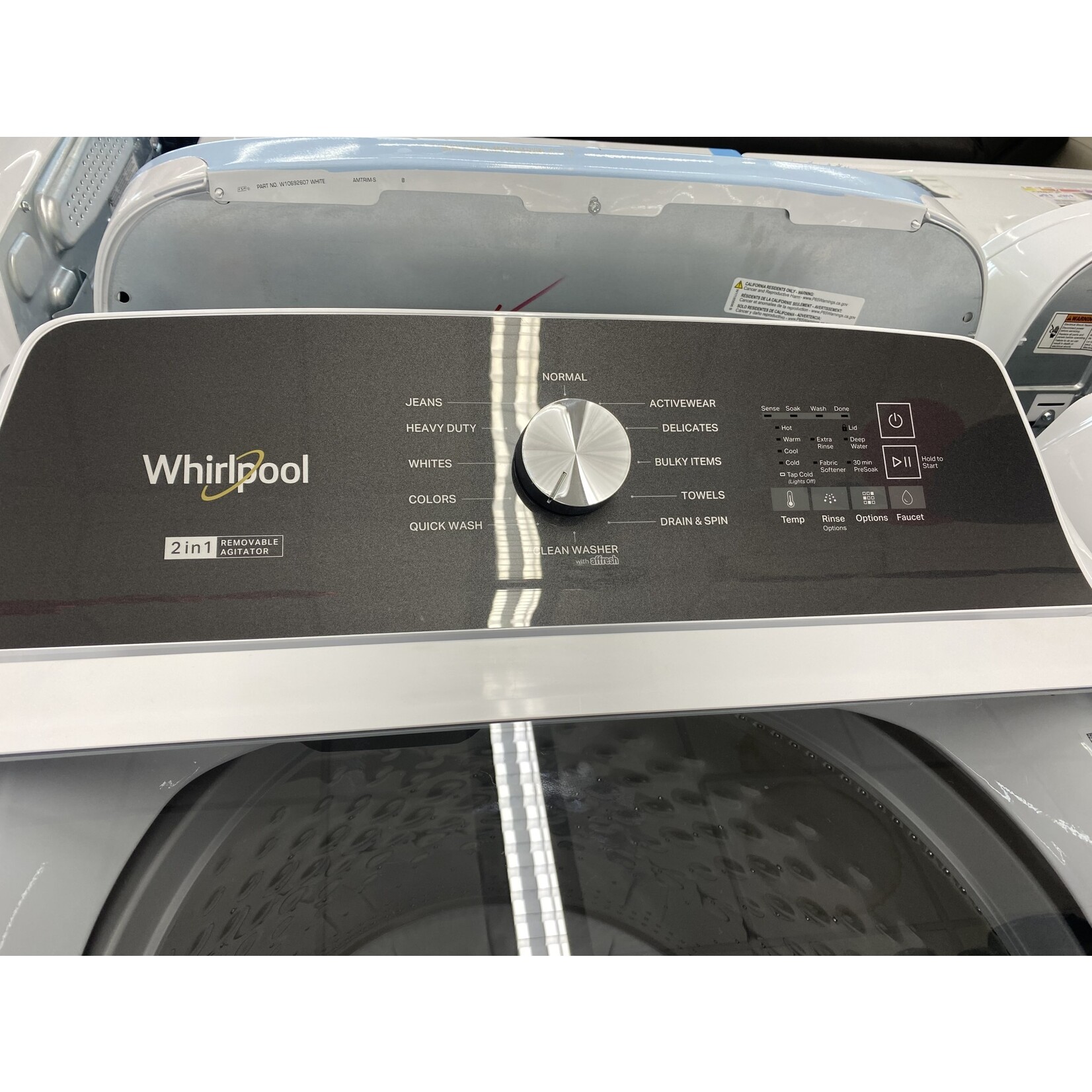 Whirlpool #*WTW5057LW  - Whirlpool 4.7 / 4.8 cu. ft. Top Load Washer with 2 in 1 Removable Agitator in White