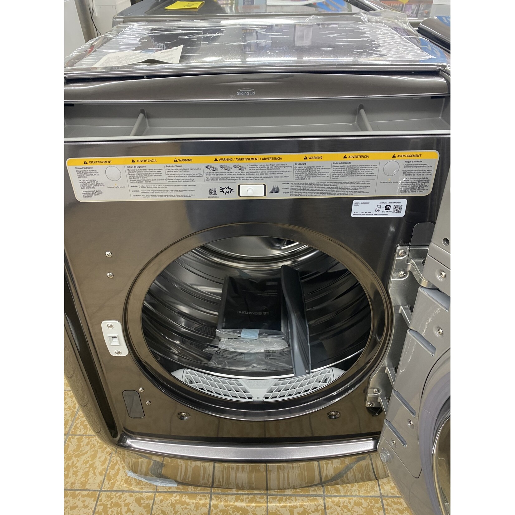 LG Electronics #DLEX9500K - LG 9.0 cu ft Mega Capacity Smart Front Control Electric Dryer w/ TurboSteam & Pedestal Compatible in Black Stainless Steel