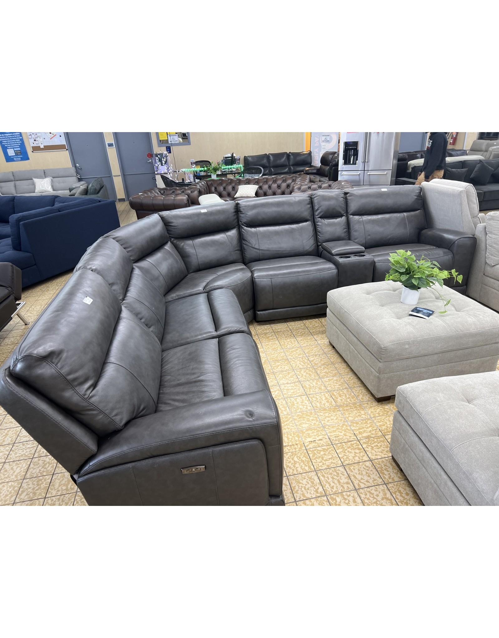 GILMAN CREEK FURNITURE Lauretta 6-piece Leather Power Reclining Sectional with Power Headrests