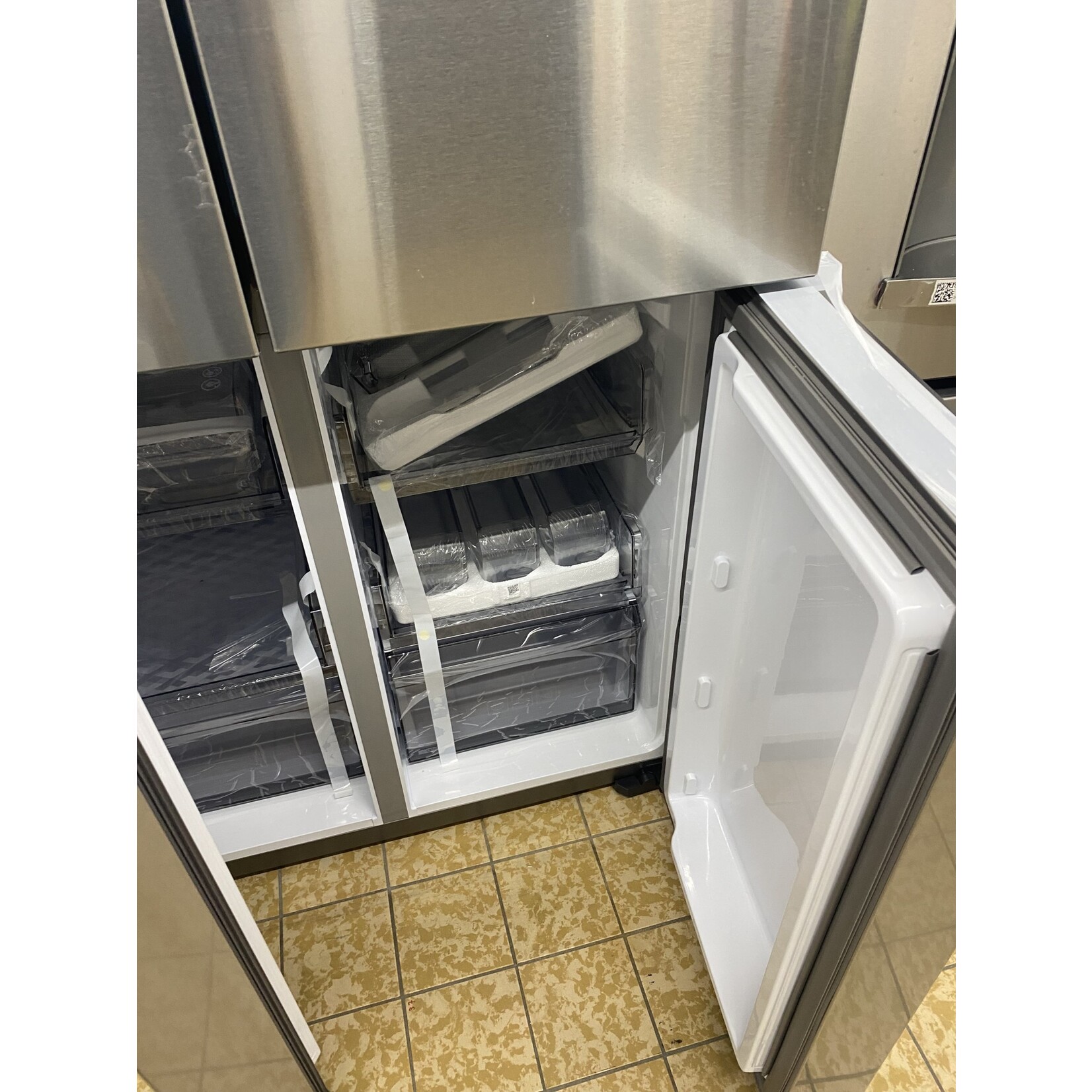 SAMSUNG #*RF29A9071SR SAMSUNG 29.2 cu. ft. 4-Door Flex French Door Smart Refrigerator in Fingerprint Resistant Stainless Steel, Standard Depth