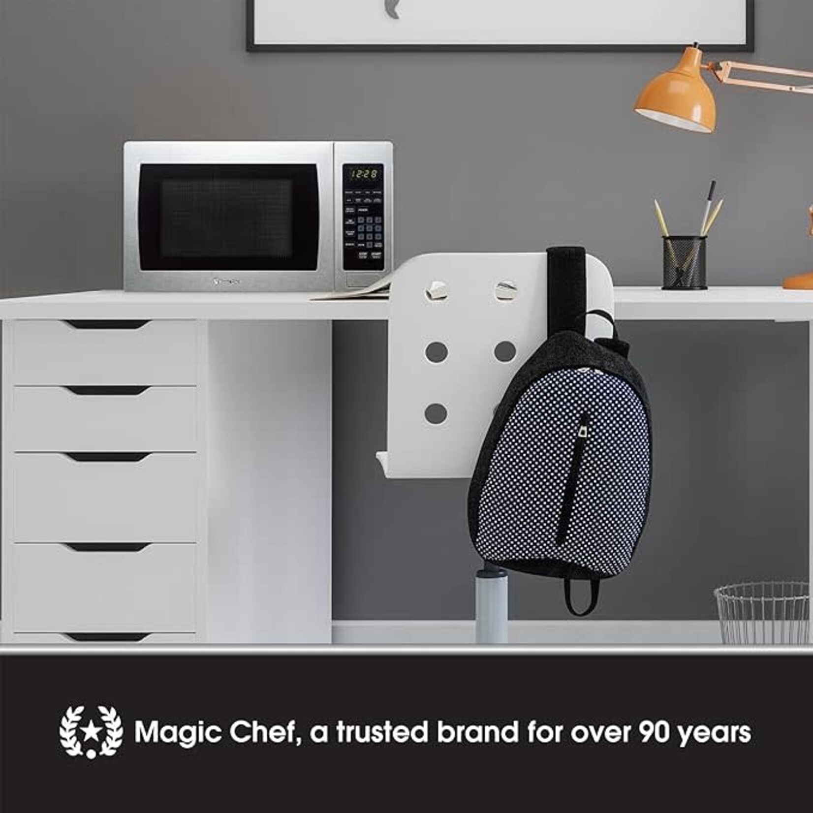 #MCM990ST Magic Chef 900W Countertop Oven with Stainless Steel Front  0.9 cu.ft. Microwave, 9 cu. Ft