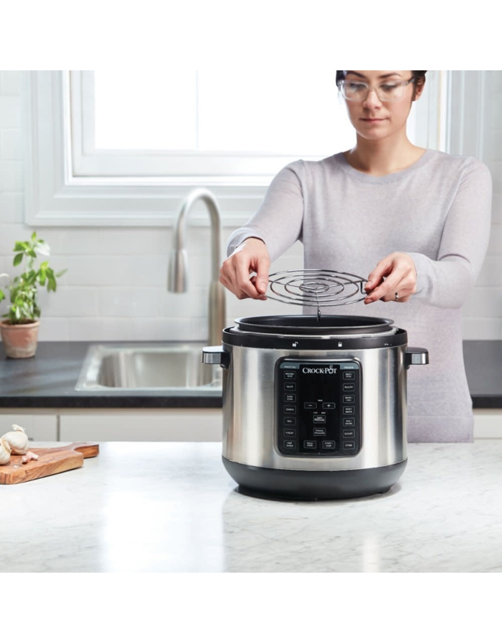Crock-pot SCCPPC800-V1 Crock-Pot 8-Quart Multi-Use XL Express Crock Programmable Slow Cooker and Pressure Cooker with Manual Pressure, Boil & Simmer, Black Stainless
