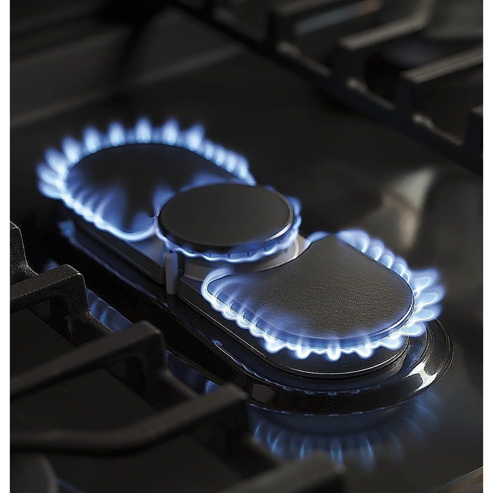 GE Profile JGB660SPSS GE 30-in 5 Burners 5-cu ft Self-cleaning Freestanding Natural Gas Range (Stainless Steel)