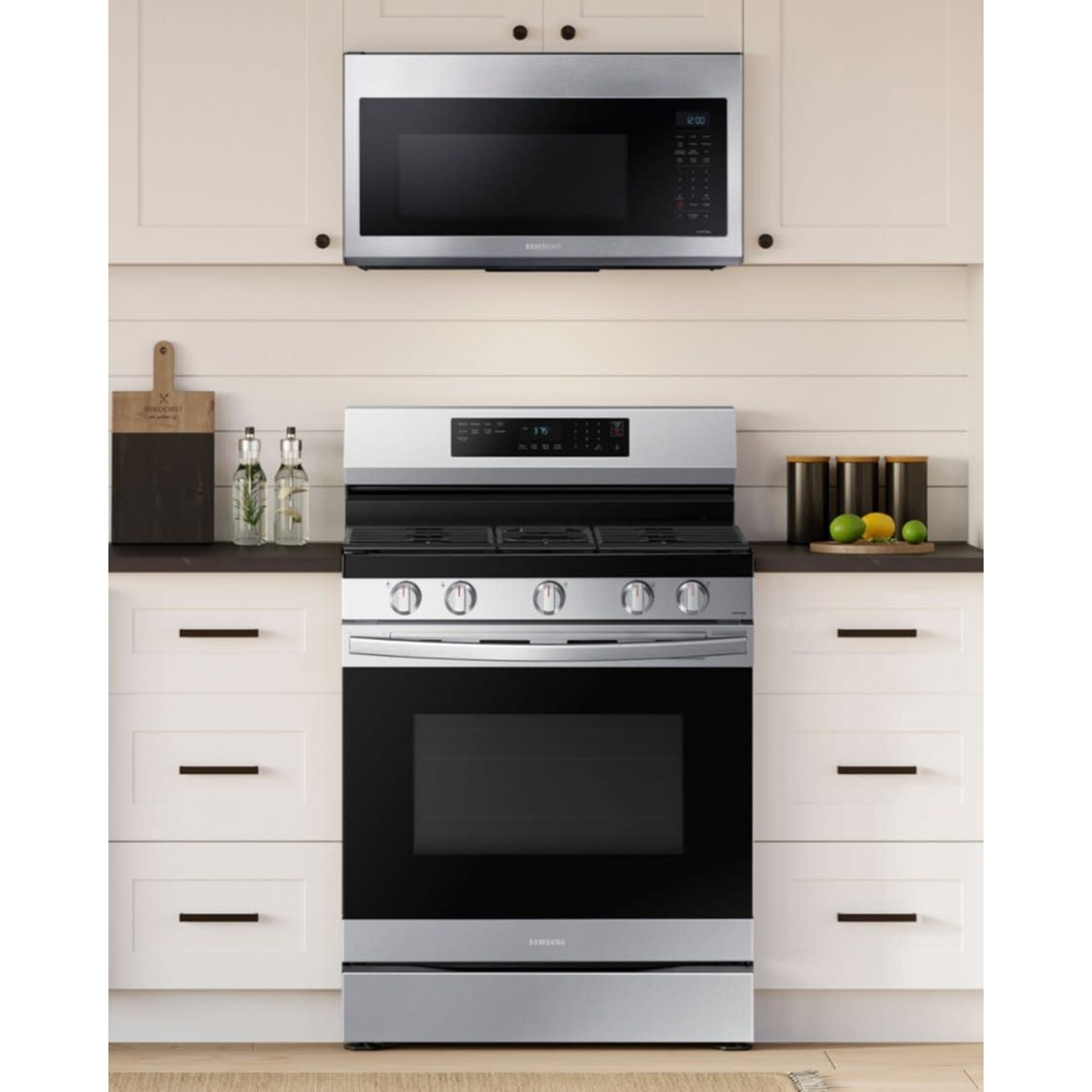 SAMSUNG NX60A6511SS 6 cu. ft. Smart Wi-Fi Enabled Convection Gas Range with No Preheat AirFry in Stainless Steel