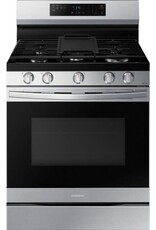 SAMSUNG NX60A6511SS 6 cu. ft. Smart Wi-Fi Enabled Convection Gas Range with No Preheat AirFry in Stainless Steel