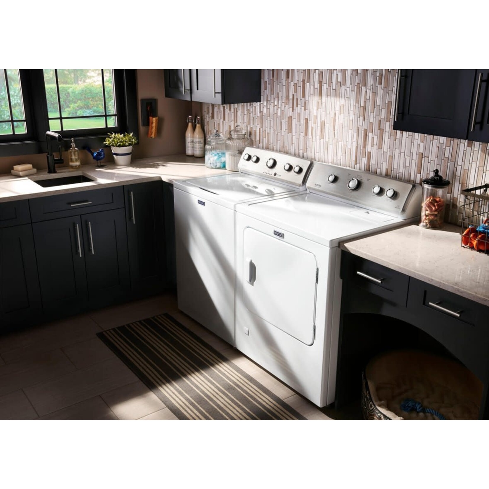 Maytag #MGDC465HW 7.0 cu. ft. 120-Volt White Gas Vented Dryer with Wrinkle Control