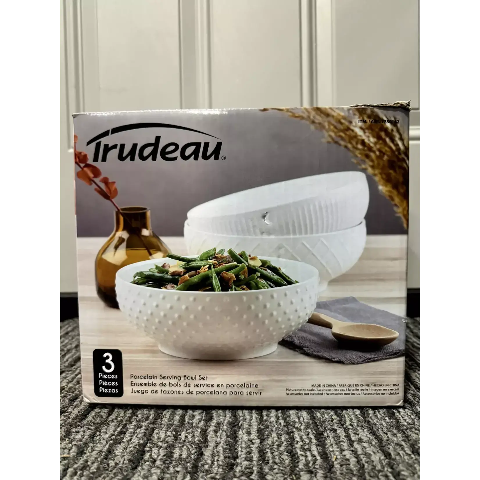 Trudeau 3 piece Porcelain serving bowl set 9.2 in diameter White NEW with BOX!
