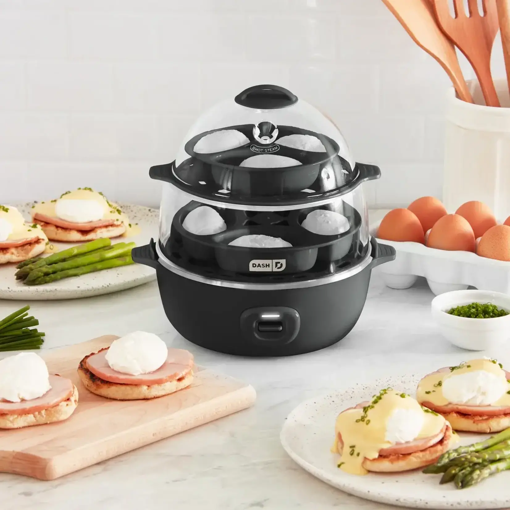 DED012BK  Dash 17-piece All-in-One Egg Cooker