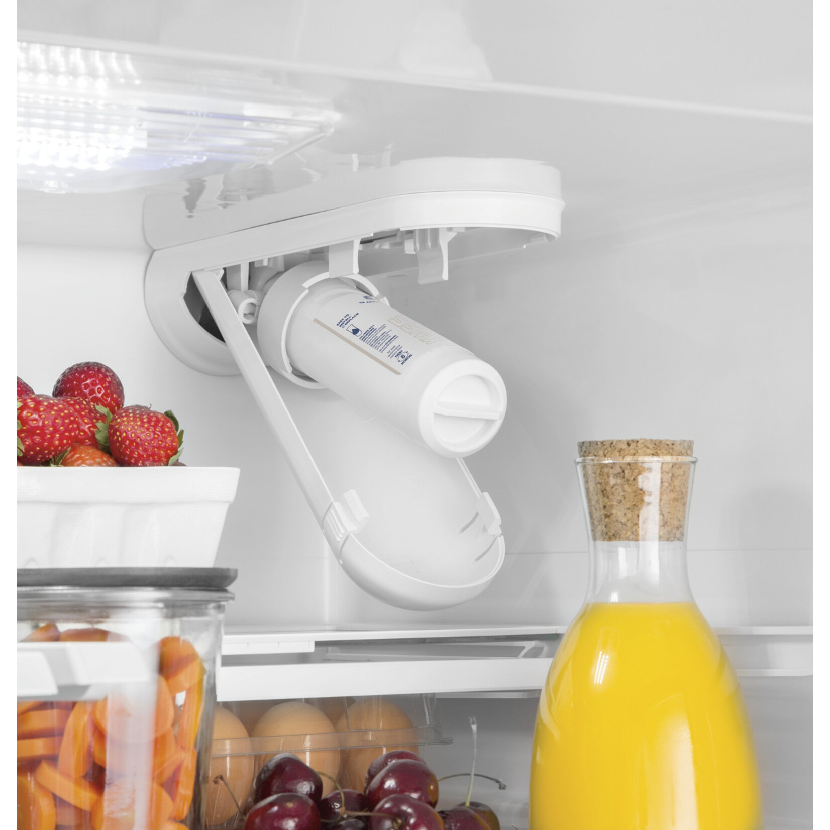 GE #GNE27JGMWW - GE 27 cu. ft. French Door Refrigerator in White with Internal Dispenser, ENERGY STAR