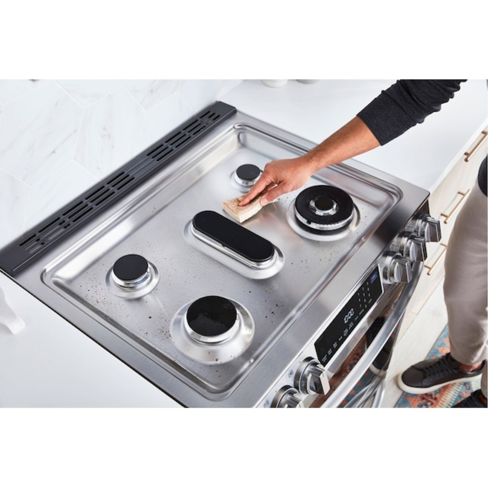 LG #LSGL6337F - LG 6.3 cu. ft. Smart Slide-in Gas Range with InstaView® ProBake Convection®, Air Fry, and Air Sous Vide