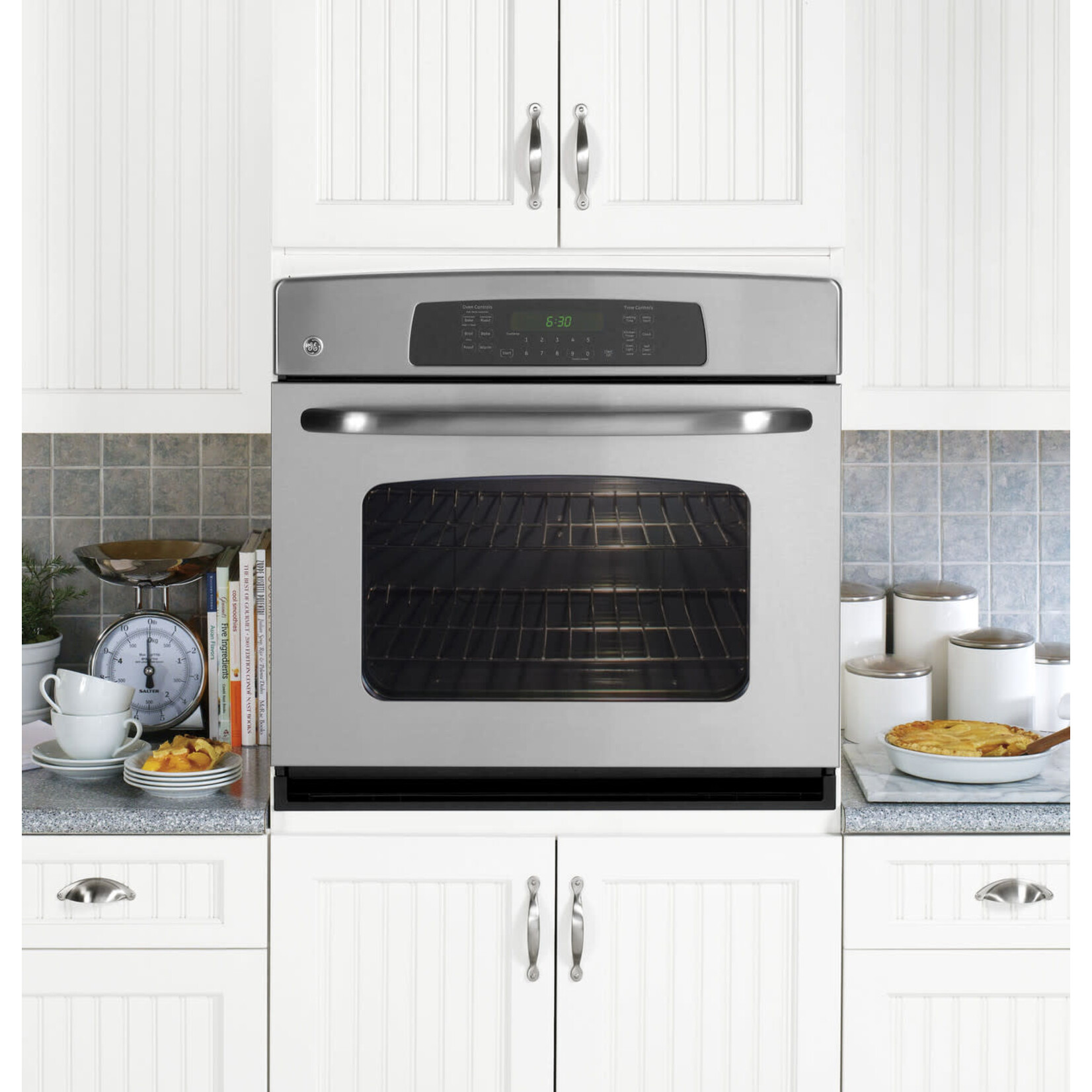 GE JTP70SPSS GE® 30" Built-In Single Convection Wall Oven
