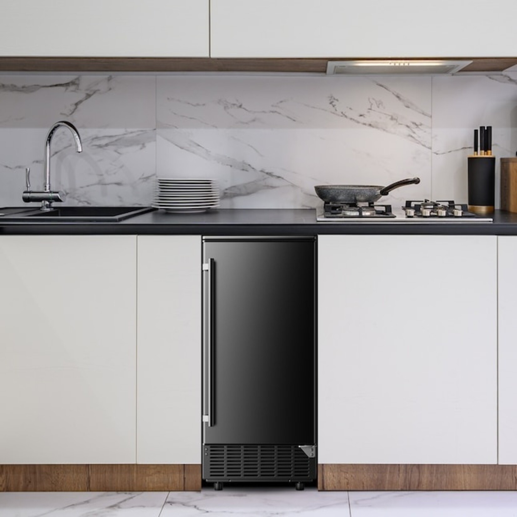 14.96 in. 80 lb./24H Undercounter/Freestanding Full Size Cubes Ice Maker in Sliver, 25 lb. Storage