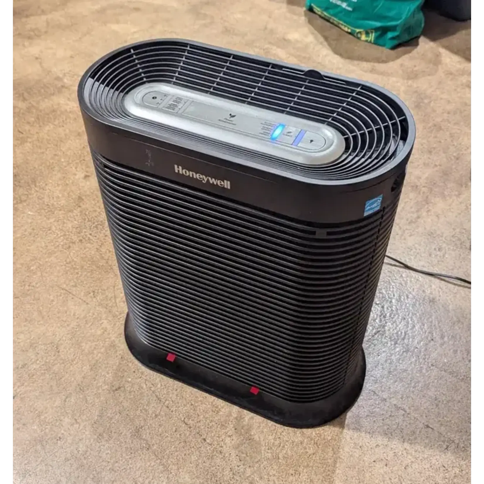 Honeywell -HPA200 HEPA Air Purifier, Large Room (310 sq. ft.) Black
