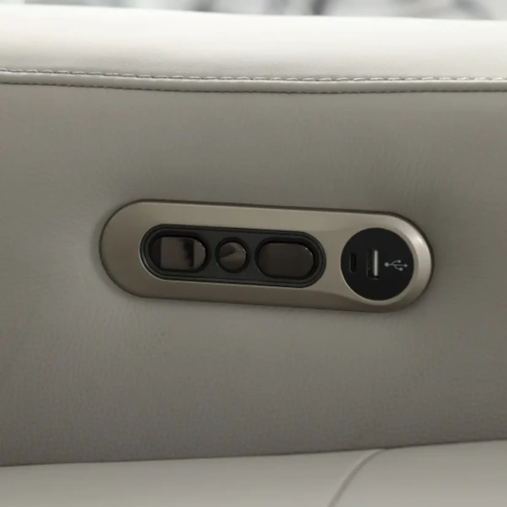 #1812553 - Wren Leather Power Reclining Sofa