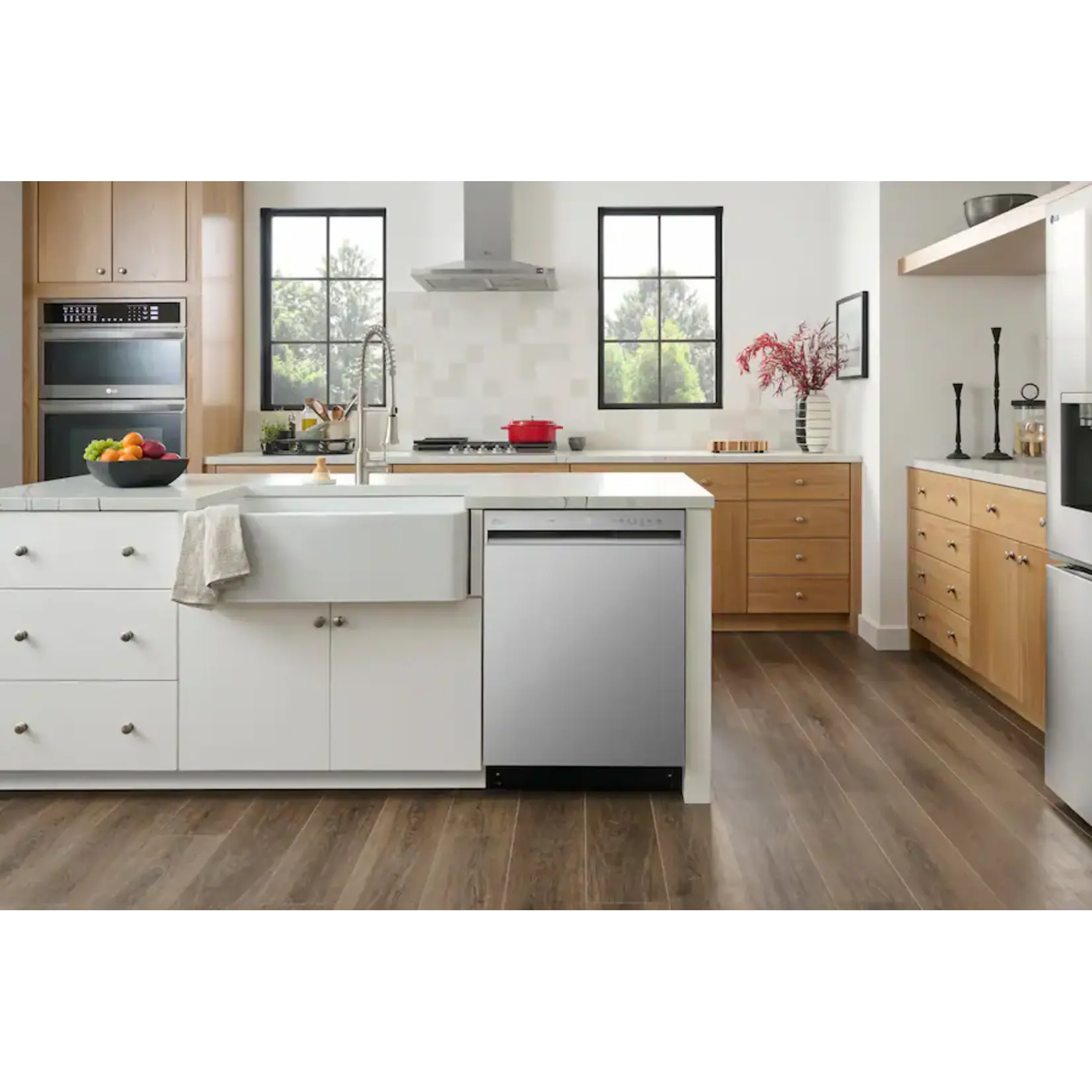 LG #LDFN3432T - LG 24 in. in Stainless Steel Front Control Dishwasher with NeveRust Stainless Steel Tub and Dynamic Dry