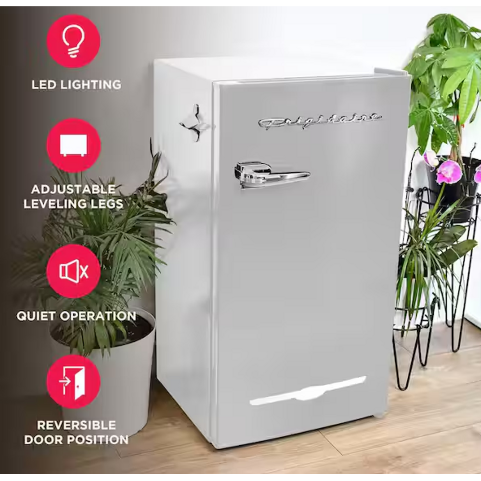 EFR376-MOONBMCM  Frigidaire 3.2 cu. ft. Retro Mini Fridge in Moonbeam Silver