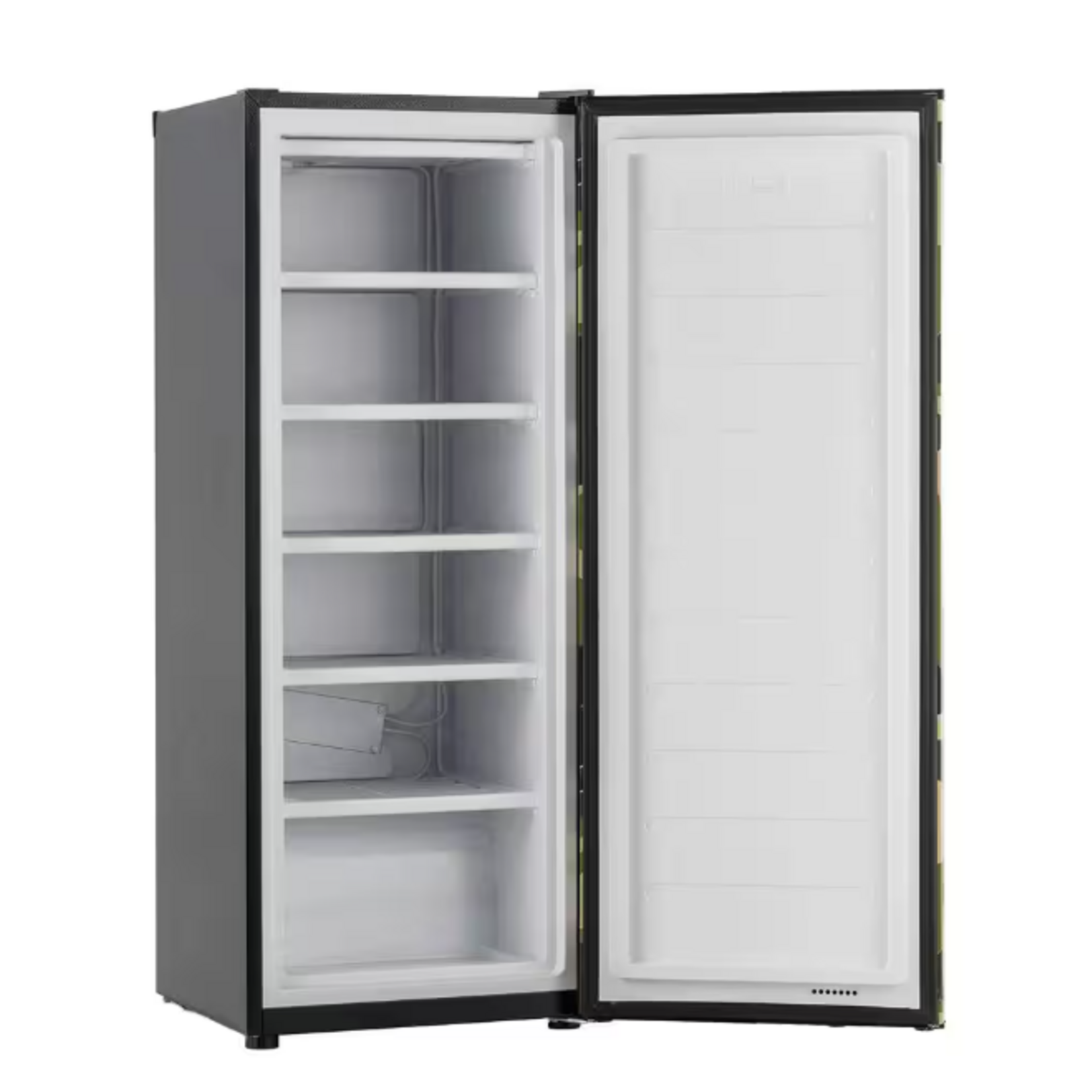 Frigidaire EFRF6516-CAMO-6COM 6.5 Cu. Ft. Upright Freezer in Camouflage Print