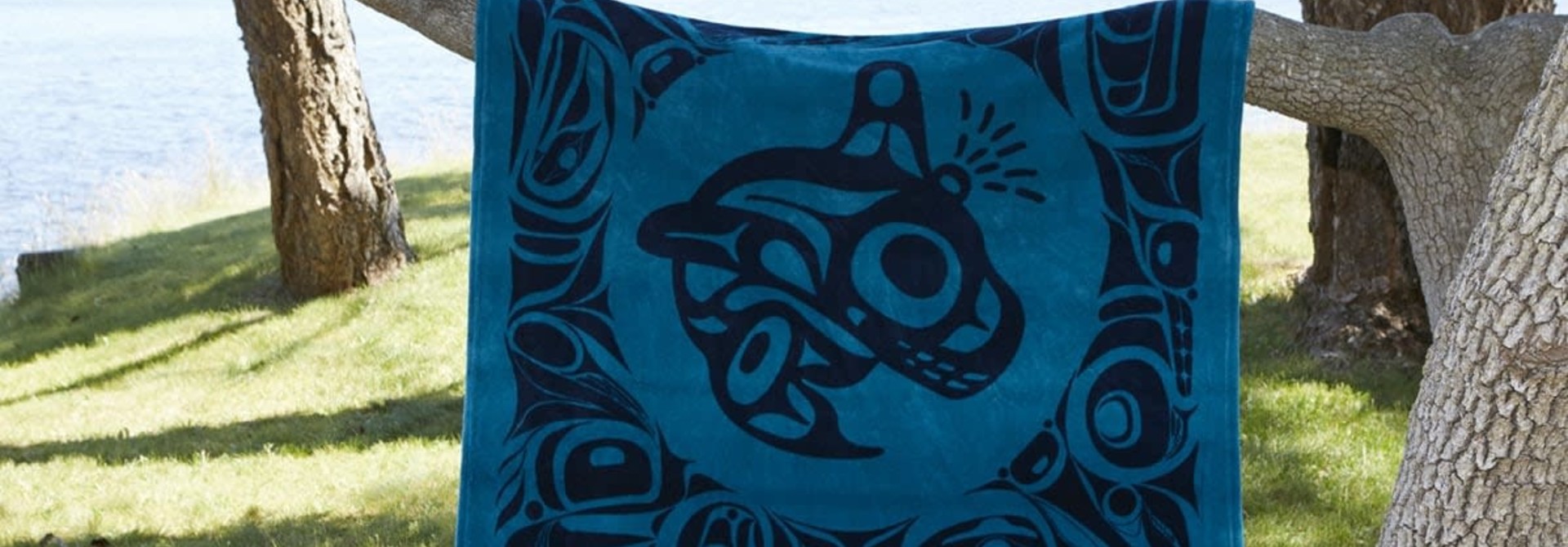 Kanata Blanket-Orca by Bill Helin