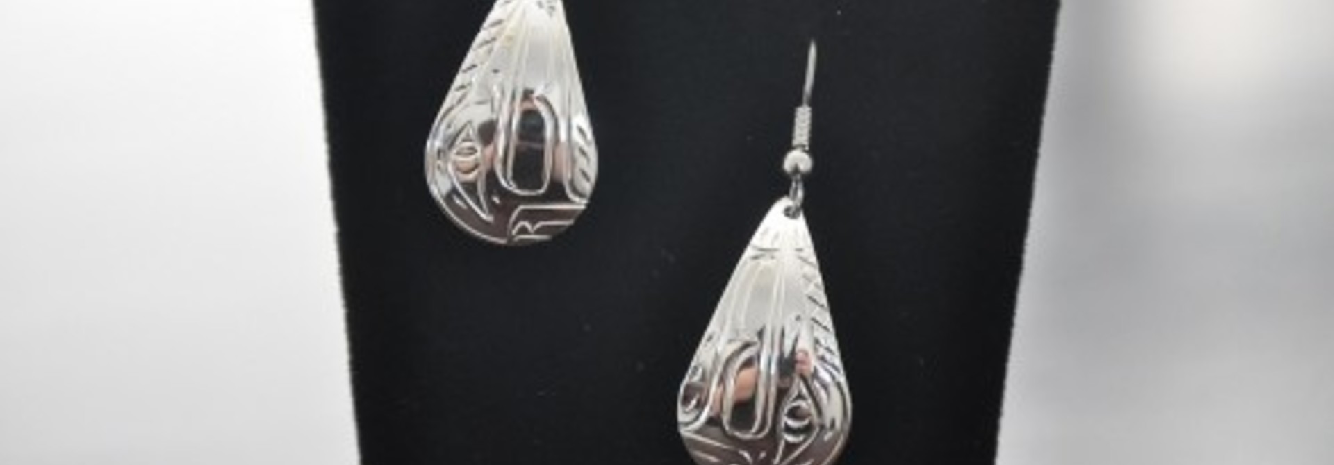 Silver carved Raven earrings - Vincent Henson