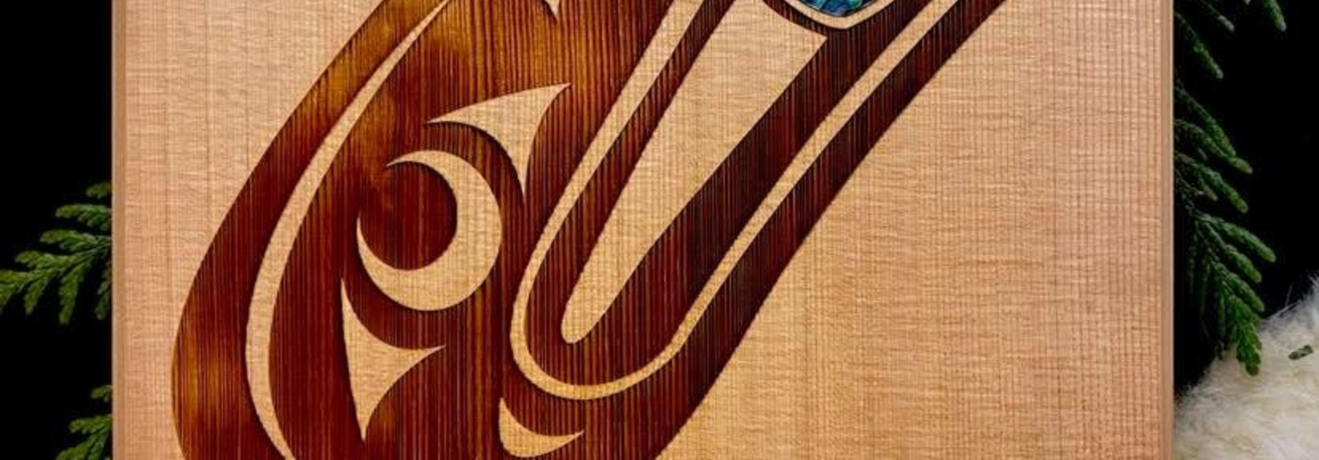 Cedar Wall Plaque - Raven Head
