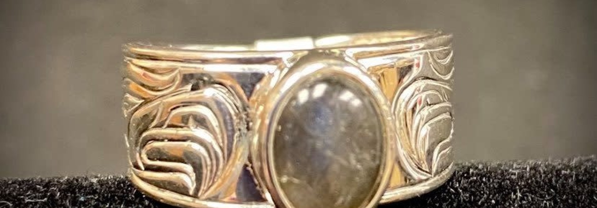 "Passing a Prayer" Silver Cast Ring with Labradorite size 9