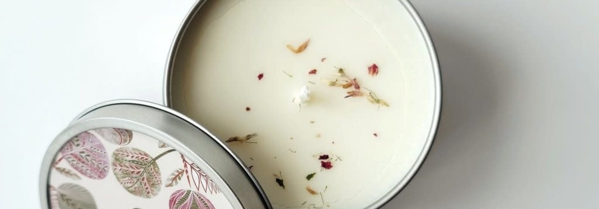 Sequoia 30 hr Candle - Red Clover