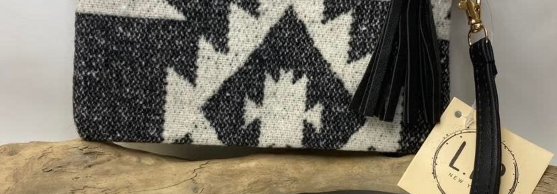 Wristlet - Black & White