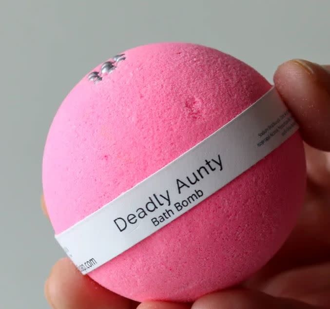 Deadly Aunty Bath Bomb- Sweetgrass Soap-2