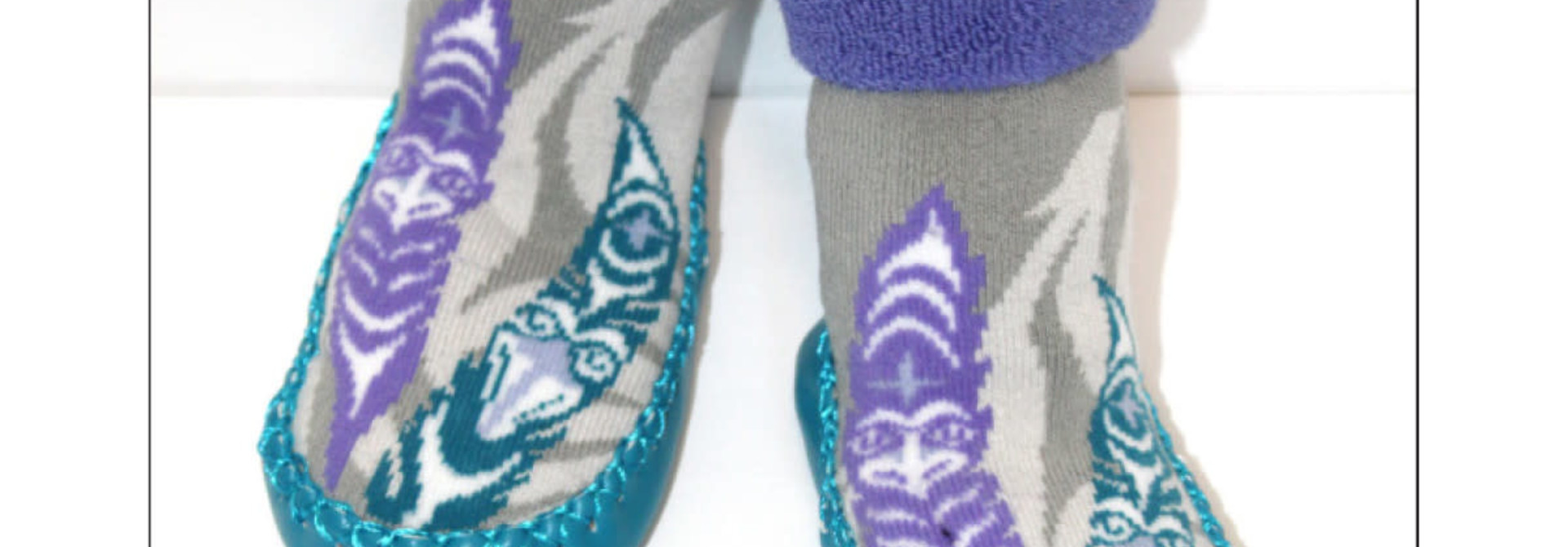Baby Booties - Feathers by Simone Diamond