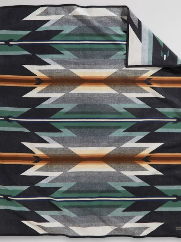 Pendleton Blanket - Wyeth Trail Oxford 64" x 80"