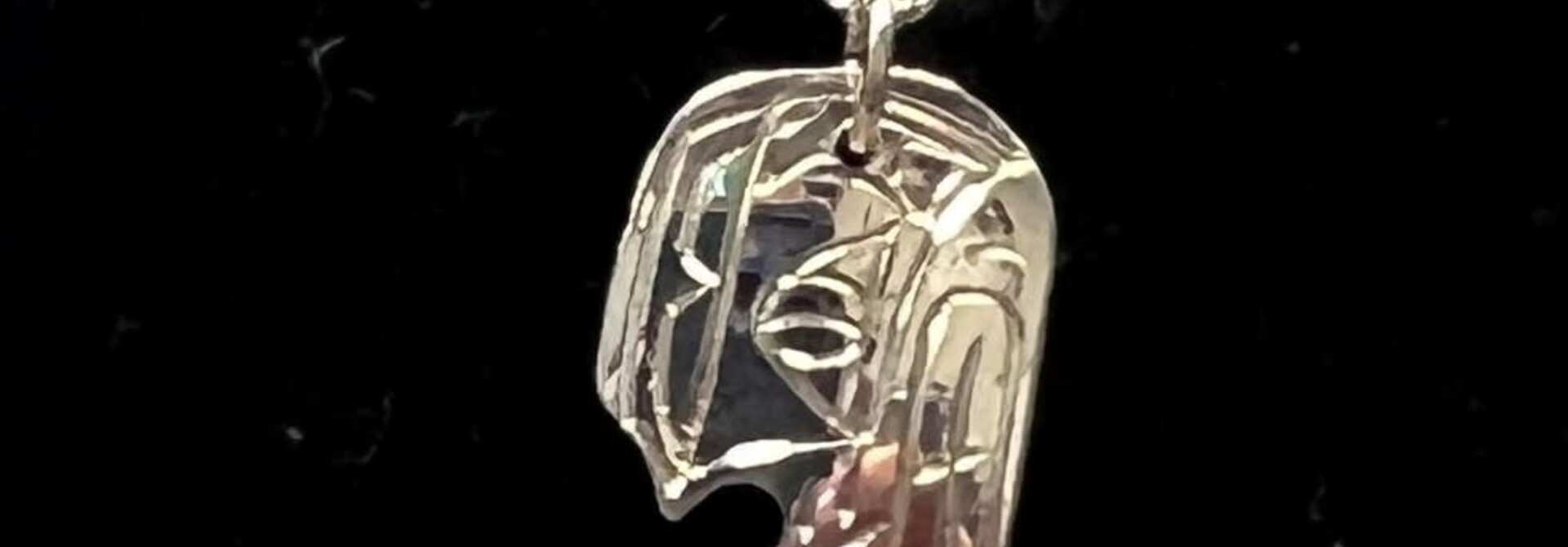 Silver carved Bear Pendant By Vincent Henson