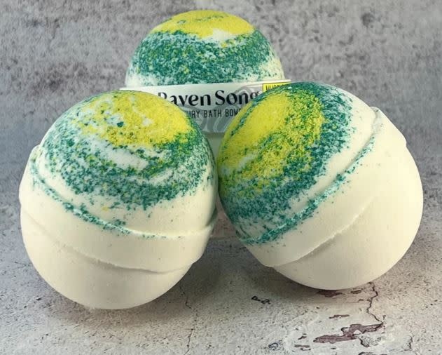 Raven Song Luxury Bath Bomb - Muscle & Joint Relief-1