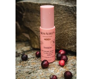 Tewin'xw Cranberry Rose Glow Serum by Sḵwálwen Botanicals