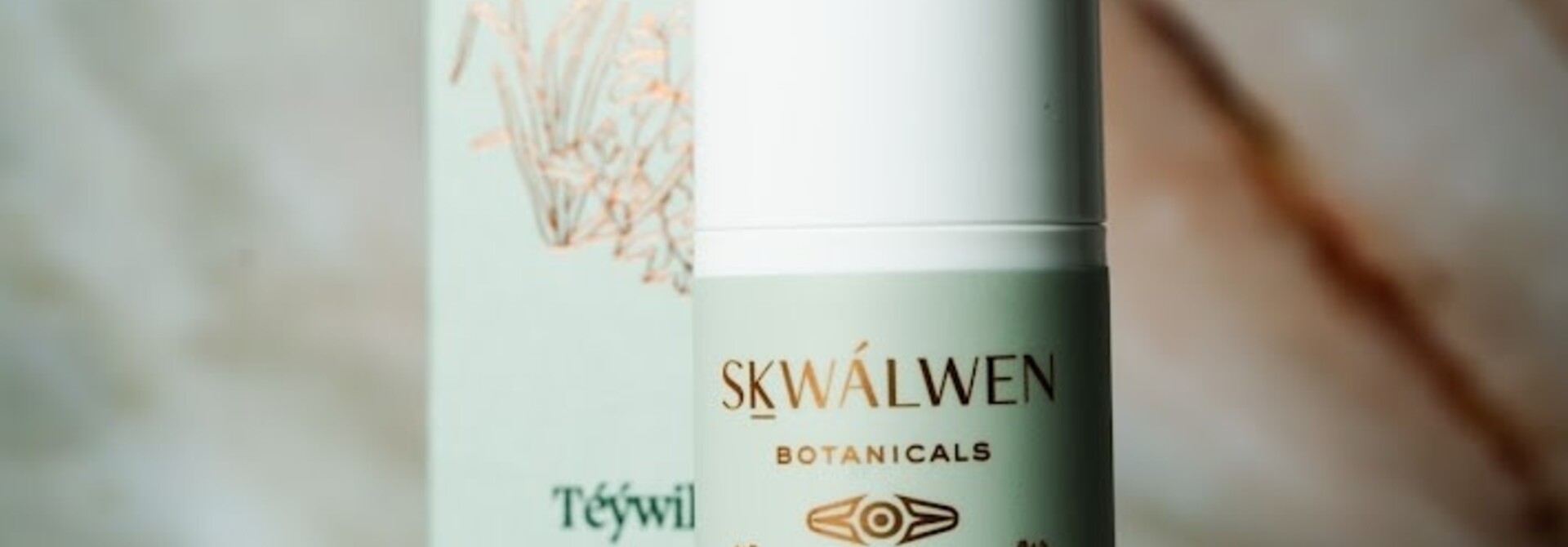 Téýwilh Sweetgrass, Sage & Rose Geranium Face Cream by Sḵwálwen Botanicals