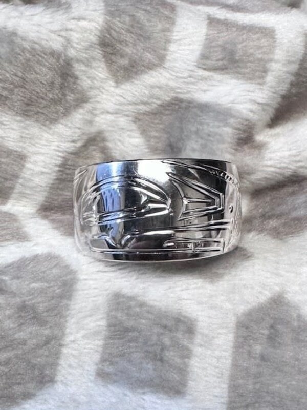 Hand Carved Silver Ring Solid Band s5.5 Eagle by Shirley Stanley