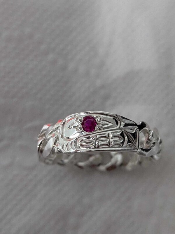 Cuban Chain style Hand Carved Silver Ring SZ. 12.5 - Orca w lab Ruby by Richard Lang