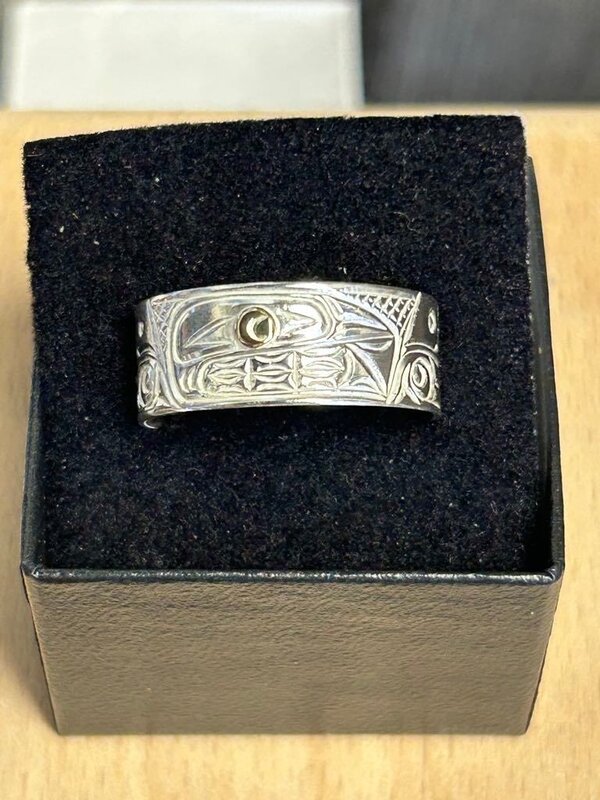 Hand Carved Silver Ring Solid Band with Gold eye s13.5 Orca by Richard Lang