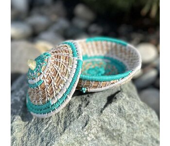Handmade Pine Needle Basket Turquoise with Lid by Deanna Wium