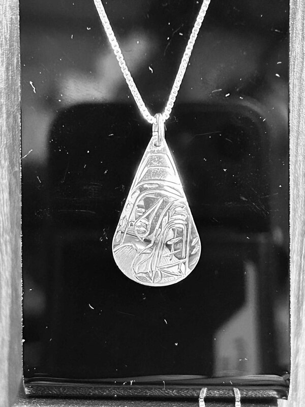 Silver Carved Bear Pendant-04N