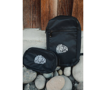 Mémiyelhtel Swag - Embroidered Hip Bag